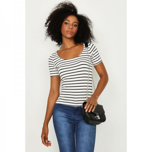 Mono Stripe Scoop Neck Tee